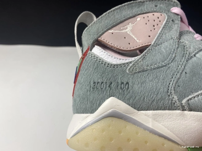 CT8528-002 Neutral 7 Air Retro Grey Jordan 0925